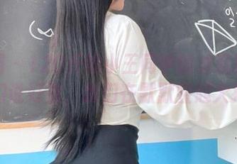 微密圈 - 120斤的小王同学的泳装图包：他们说好看，我们在默默竖起大拇指