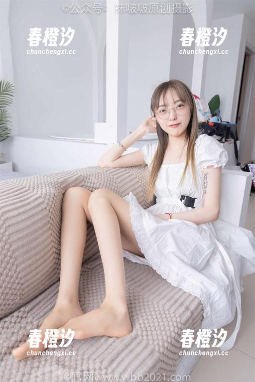 BoBoSocks袜啵啵-稚予 BoBoSocks袜啵啵 - 稚予在阳光下的双腿袜,在线资源一探究竟!