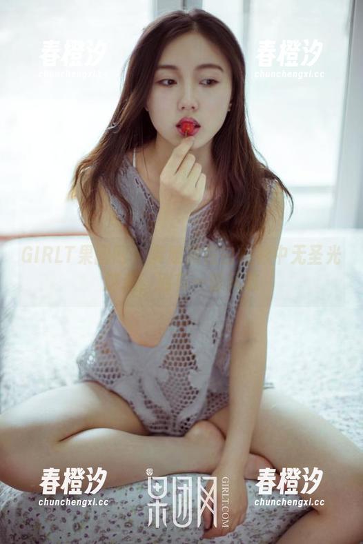 GIRLT果团网 - 莫雅淇在白衬衫中无圣光游走，别有一番风味