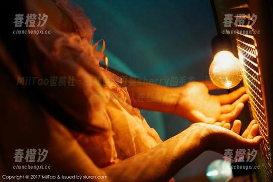 MiiTao蜜桃社-雪梨sherry MiiTao蜜桃社 - 在线目睹雪梨sherry的毛衣,原图好腻,想问有多少人在想啥呐?