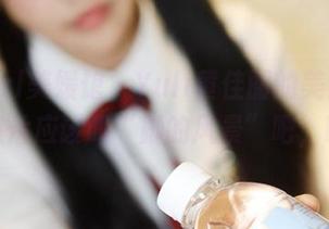 MyGirl美媛馆 - Yuli黄佳丽的美足图库：这照片应该叫“脚的风景”吧，哈哈！