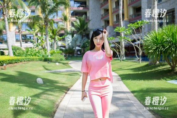 TuiGirl推女郎 - 艾栗栗的棉袜大作战：暖心套图不打折！