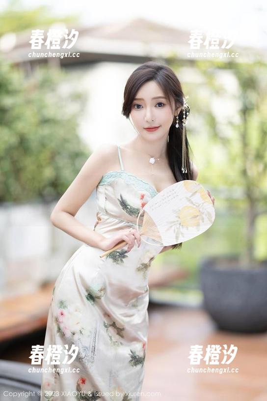XIAOYU语画界 - 你敢在线解读杨晨晨sugar的裤里丝吗？这图片可不简单哦。