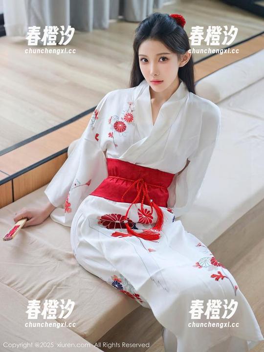 Xiuren秀人网 - 准备好了吗？奶芙乔乔的圣诞写真集，下载后保证你会开心得‘发光’！