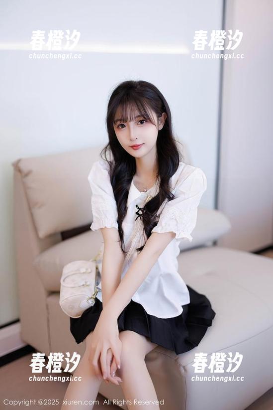 Xiuren秀人网-子纯儿Annie Xiuren秀人网 - 子纯儿Annie带来的黑色作品在线,黑到让人想问:怕啥?