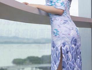 Xiuren秀人网 - 李若汐与校服的亲密接触，图库中分享的画面竟然能把我带回校园！