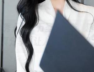 Xiuren秀人网 - 万圣节来袭，糯美子Mini的写真分享，让人捧腹的造型大公开!