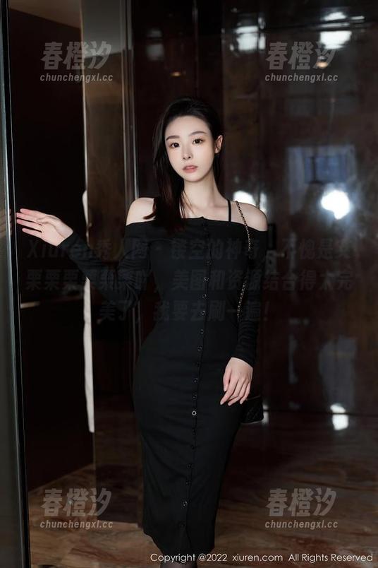 Xiuren秀人网 - 镂空的神奇，不愧是艾栗栗栗栗栗栗吖，美图和资源结合得太完美了，我要去刷一遍！