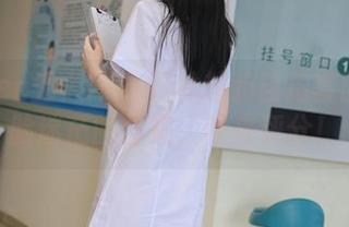 Xiuren秀人网 - 董林越的自拍套图：一脸迷茫的合集，快来评分！