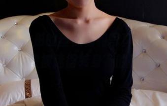 pans - 小彤的丝袜福利写真，总有一种“我快被迷得转身”的错觉。