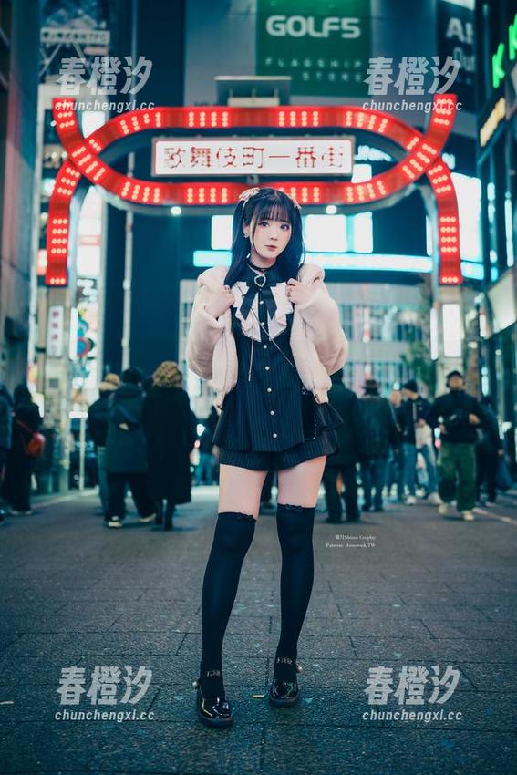 看shimo霜月的私服合集：每天都在跟我的衣服谈情说爱…但它一直不回答