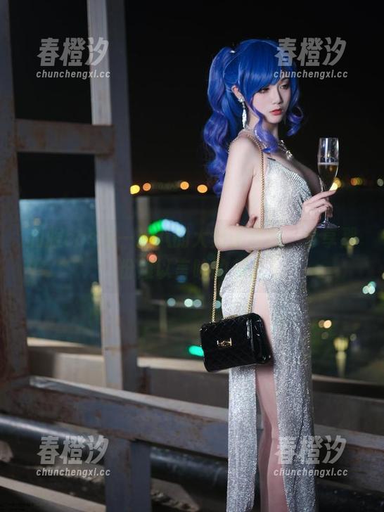 一米八的大梨子 和服cos与一米八的大梨子同框,分享那份难以言喻的美。