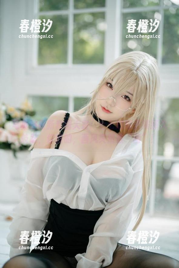 七七娜娜子 写真站最新套图大赏:七七娜娜子演绎久岐忍,你懂的,画风突然很“画”!
