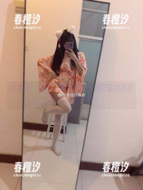 别犹豫，喊我下载！佳佳好难啊旅拍原图，掌握在你手中！