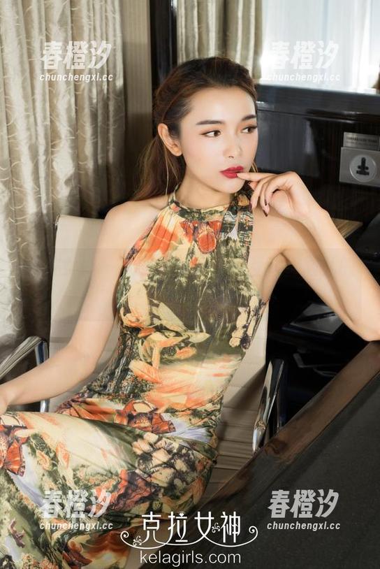克拉女神 - 从瑜伽课到私拍互动，颖儿的灵感总是奇奇怪怪！