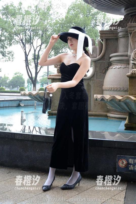 初夏女神-点点 初夏女神 - 点点的入冬套装:一场跟寒冷天气的对决,套图亮起!