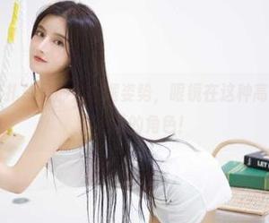 微密圈 - 古阿扎总是那么会摆姿势，眼镜在这种高清美图里也是个抢镜的角色！