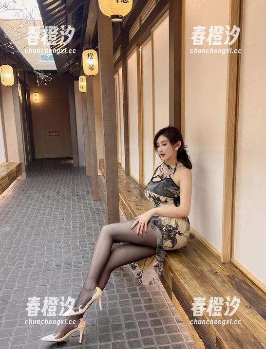 微密圈 - 周妍希的海滩风光：来吧，瞅瞅这原图背后的小心思