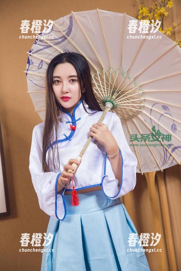 头条女神 - 萌琪琪空姐合集：空中游戏，乱入的小猫咪