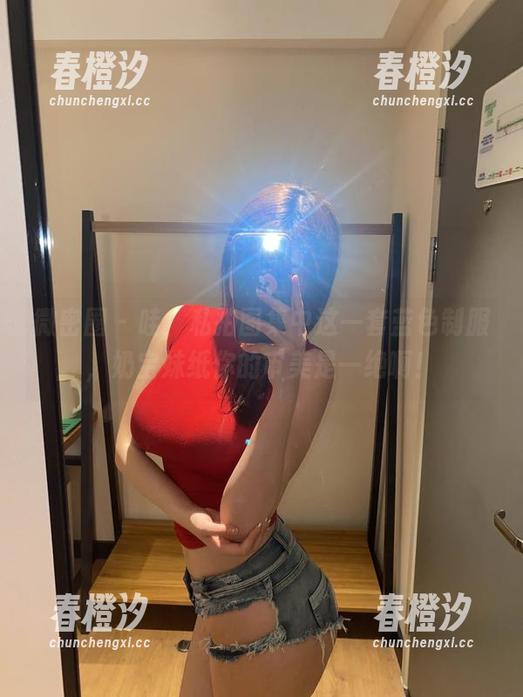 微密圈 - 哇，私拍图集中这一套蓝色制服，奶宝妹纸你的审美是一绝啊！