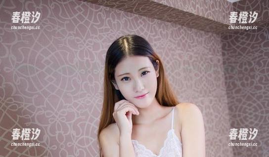 尤物馆 - 原图啥都能看见，这‘孟狐狸FoxYini’也是不拘一格的JK！图集先睹为快！