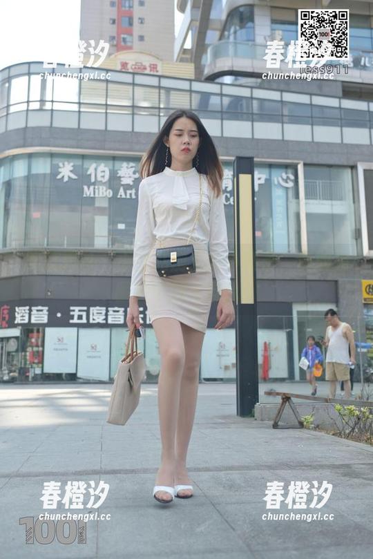 异思趣向-小金 异思趣向 - 小金私房里的小鸭子,真敢在图片中放飞自我!