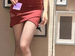 微密圈 - 徐莉芝Booty的空姐装，原图出炉，忍不住想问她有没有空余的座位？