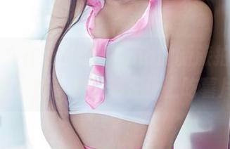 推女郎 - 在线出炉，Lina的新旅拍图集——看到美景我只想在床上吃薯片！