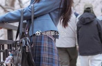 是要入戏还是要穿旗袍？桃墨公子私房感悟了一场吸血鬼晚会！