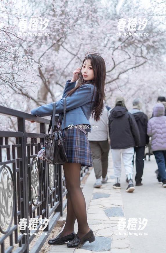 桃墨公子 是要入戏还是要穿旗袍?桃墨公子私房感悟了一场吸血鬼晚会!