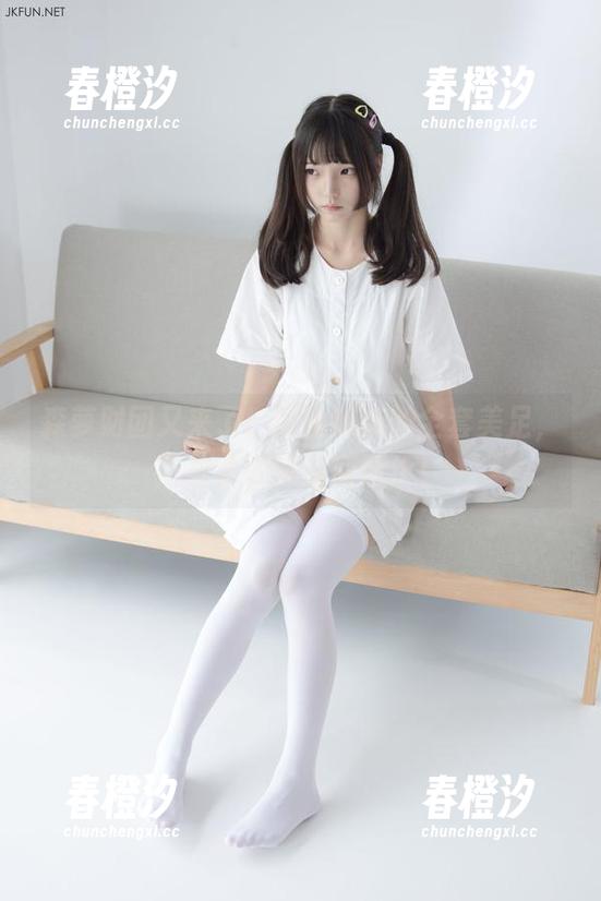 森萝财团 森萝财团又来了!黑丝妹妹的全套美足,下载了才算值回票价!
