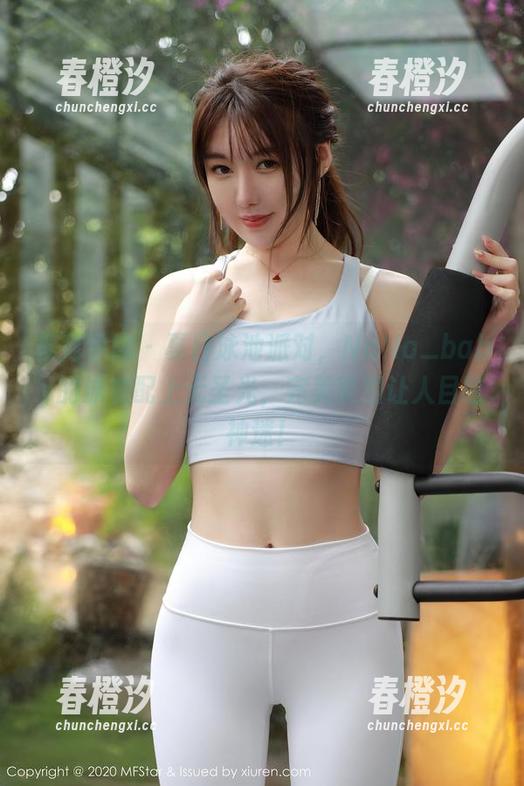模范学院 - 夏日泳池派对，NaNa_baby的泳衣配上无圣光，完美美图让人目眩神迷！