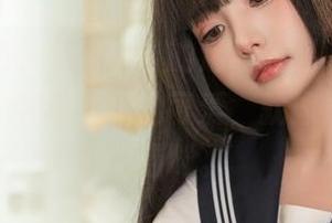 精选爆机少女喵小吉的运动时刻，小动作里透着一种说不出的可爱，就像不愿离开的猫咪。