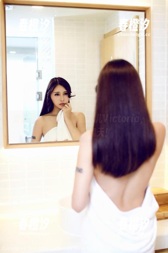 爱蜜社-果儿Victoria 爱蜜社 - 办公室里的果儿Victoria,私拍合集爽翻天!