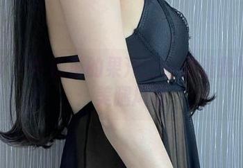 微密圈 - 牛奶里的果汁正在挑战我的视线：美腿风暴