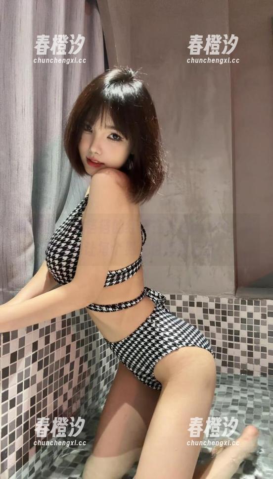 琳铛铛 微密圈 - 琳铛铛的红裙在线抢draft,资源好到让每个男生也想穿上去!