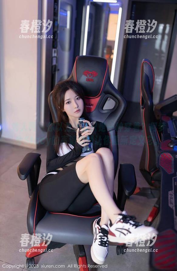 秀人网-何梦兮Stacy 秀人网 - 你以为丝袜只是一种穿着?何梦兮Stacy的高清套图让你重新定义它。