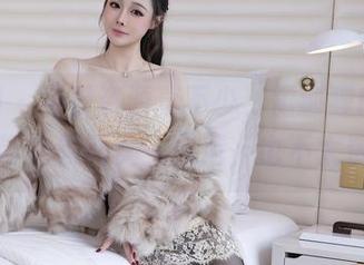 秀人网 - 免费资源真不少，孟狐狸FoxYini带你领略女王风范，也不太贵！