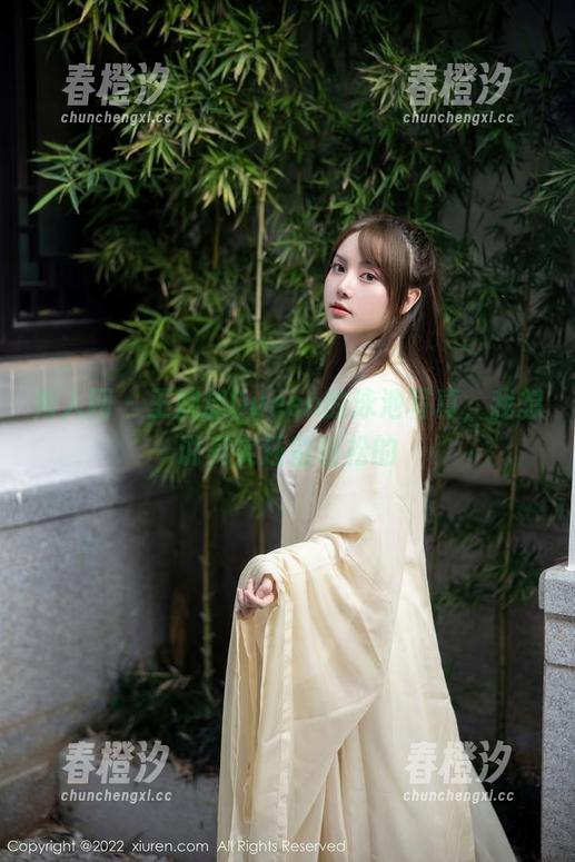 秀人网 - 王婉悠Queen的泳池写真，我想说其实还蛮轻松的
