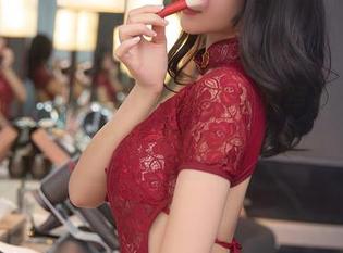 秀人网 - 蓝夏Akasha的学姐写真集：带着一抹清新的青涩气息，最新出炉！