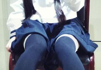 分享西尔酱的死库水校服作品，反正看了也追不起女主。