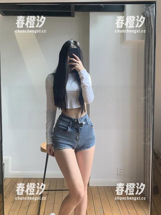 陈佩奇 微密圈 - 说实话,陈佩奇的红丝无需华丽的修饰,每次翻图册都想打个哈欠,错失了一点小可爱!