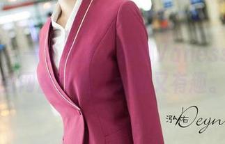 青豆客 - 一览无余：梦娜Vanessa网袜的网盘作品，大胆又有趣。
